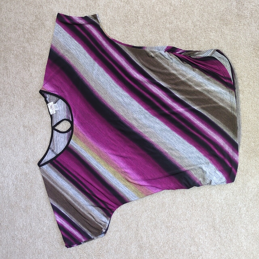 Ruched Top / Striped Gathered Shirt